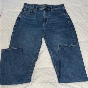 American Eagle Denim Jeans Mom Jean Style Stretch, Medium Blue Wash, Size 6